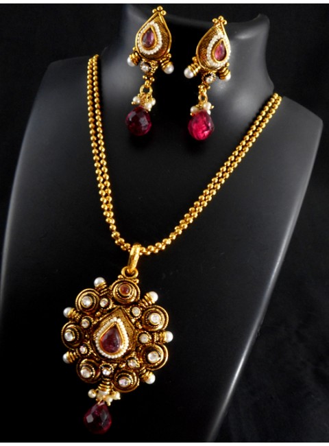 Polki Pendant Set